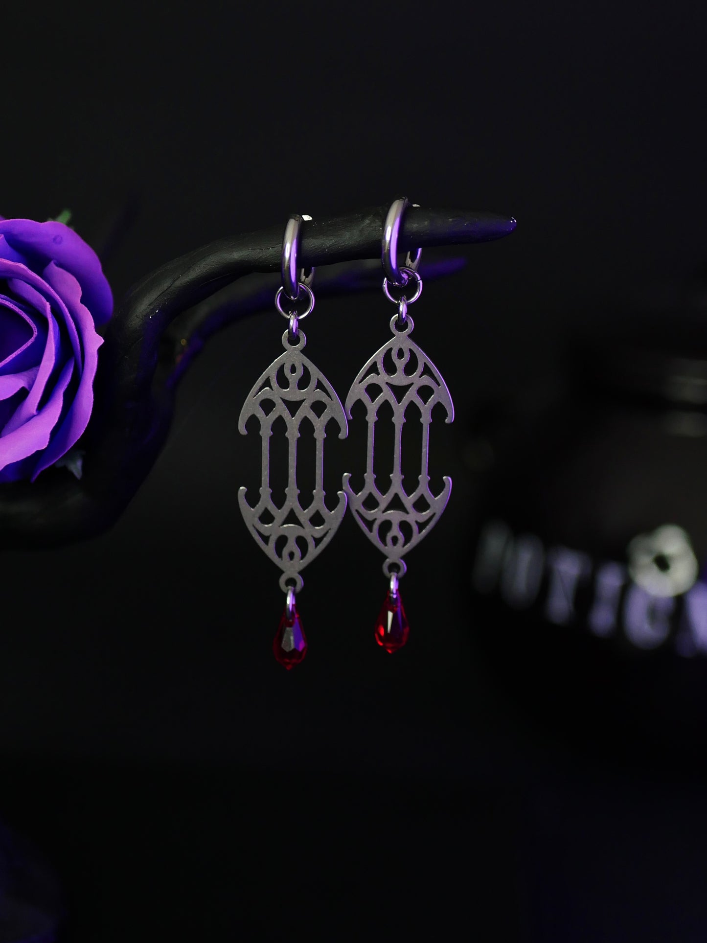 Harmony Of Glass - Red
