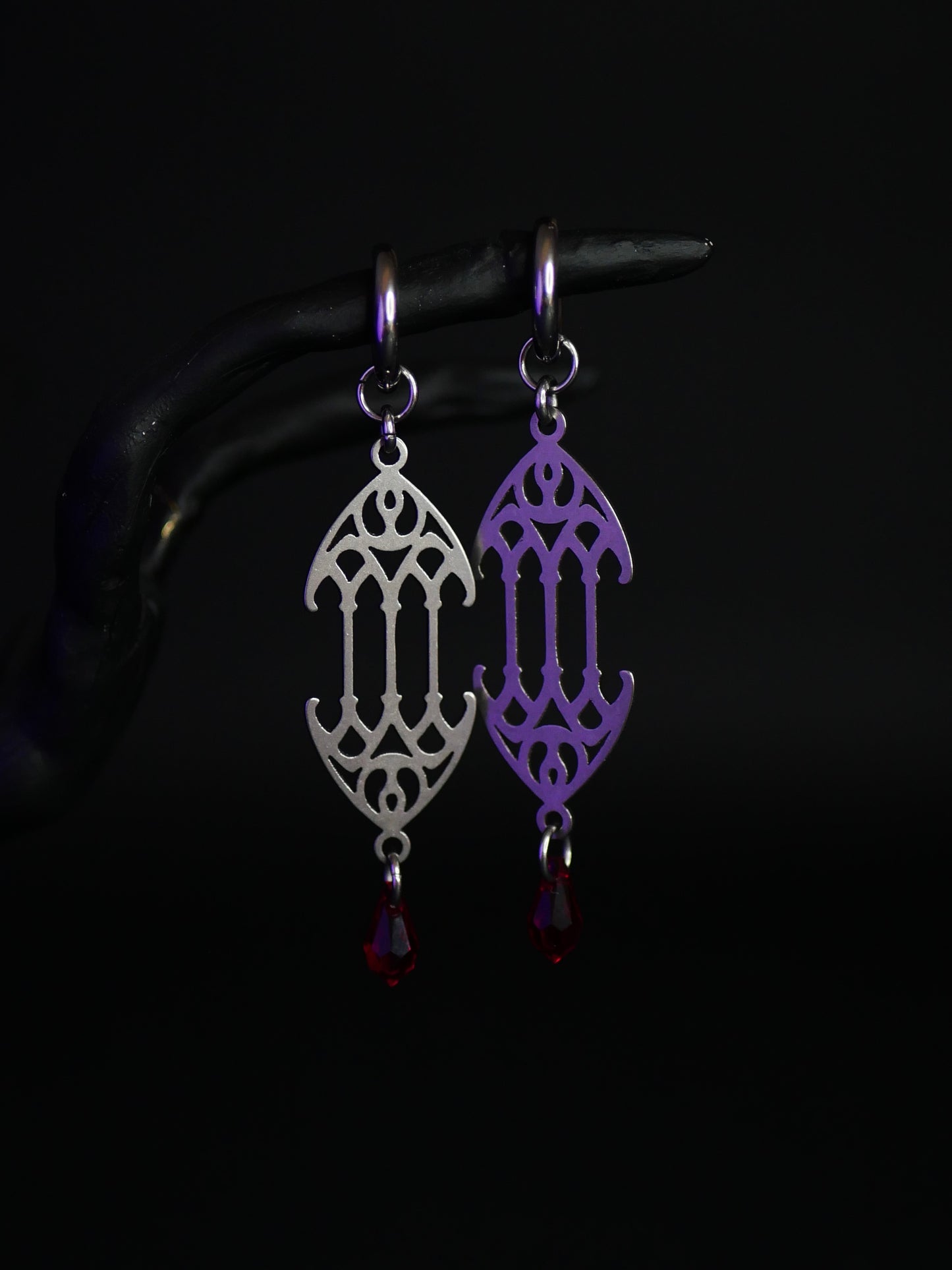 Harmony Of Glass - Red