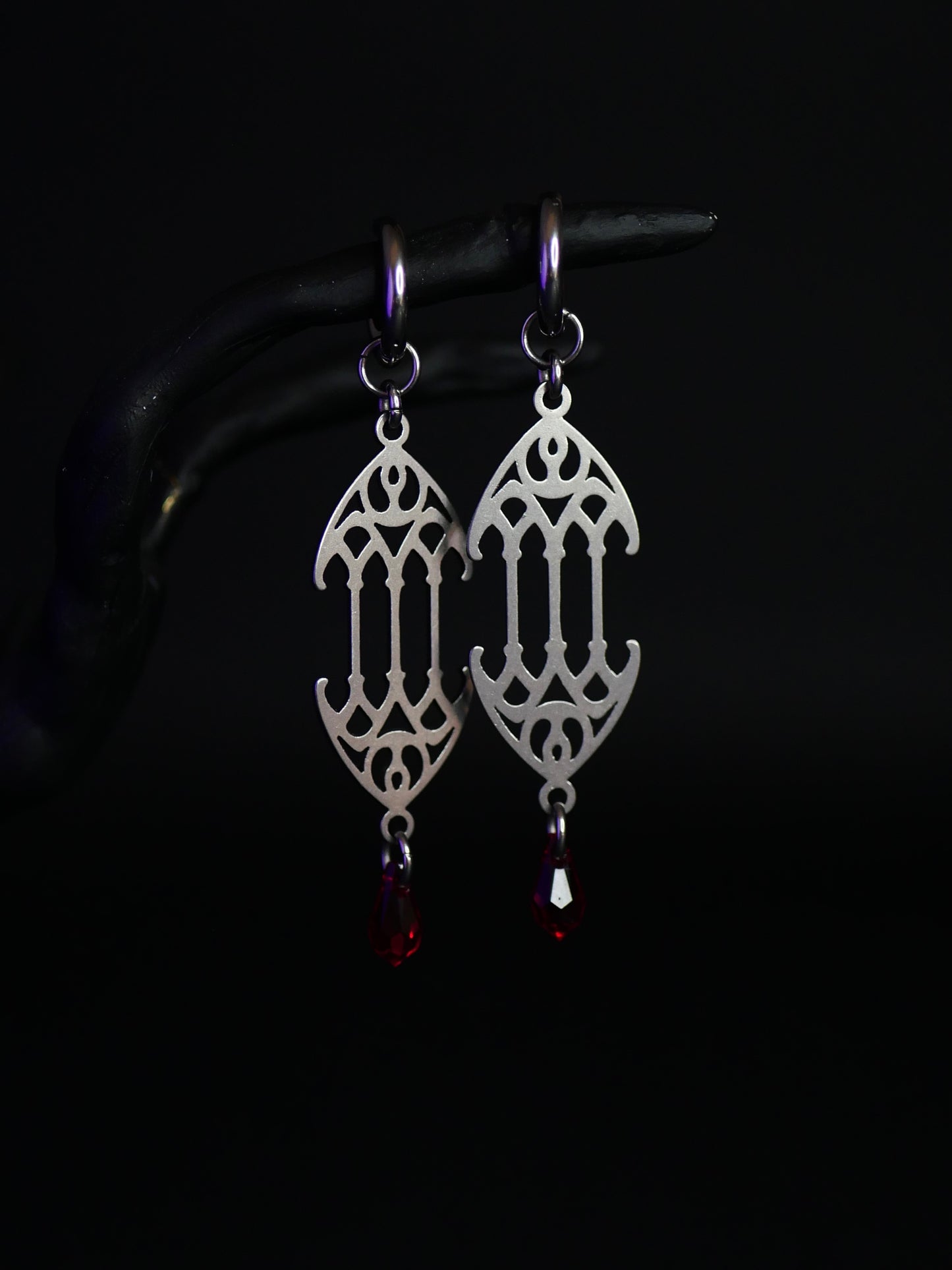 Harmony Of Glass - Red