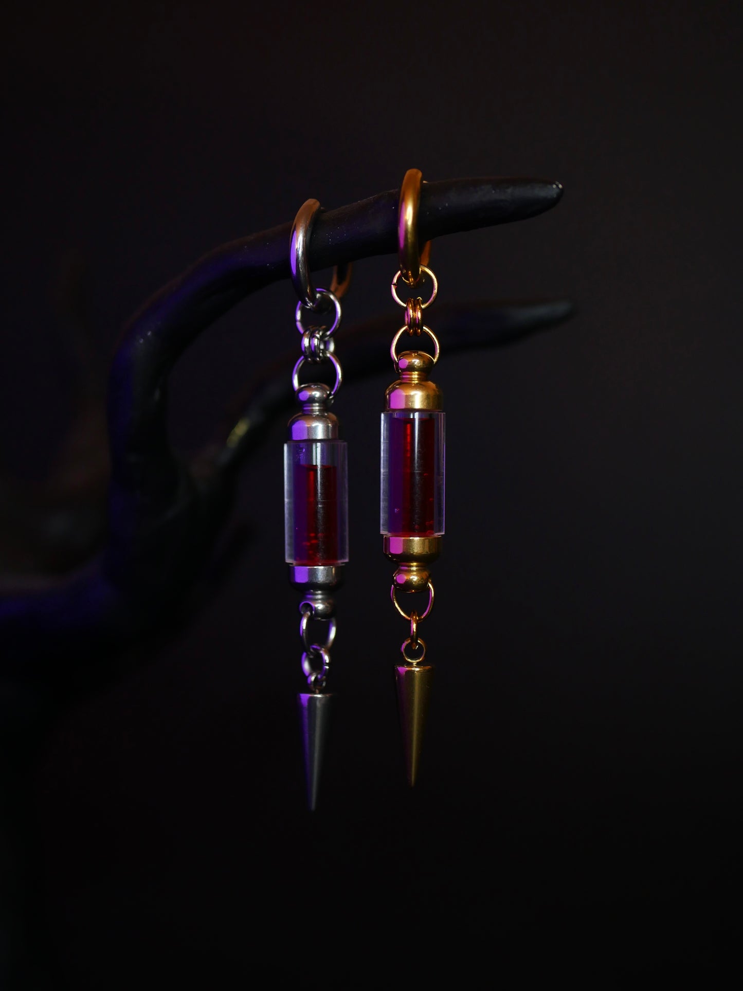 Twin Trophies - Doré