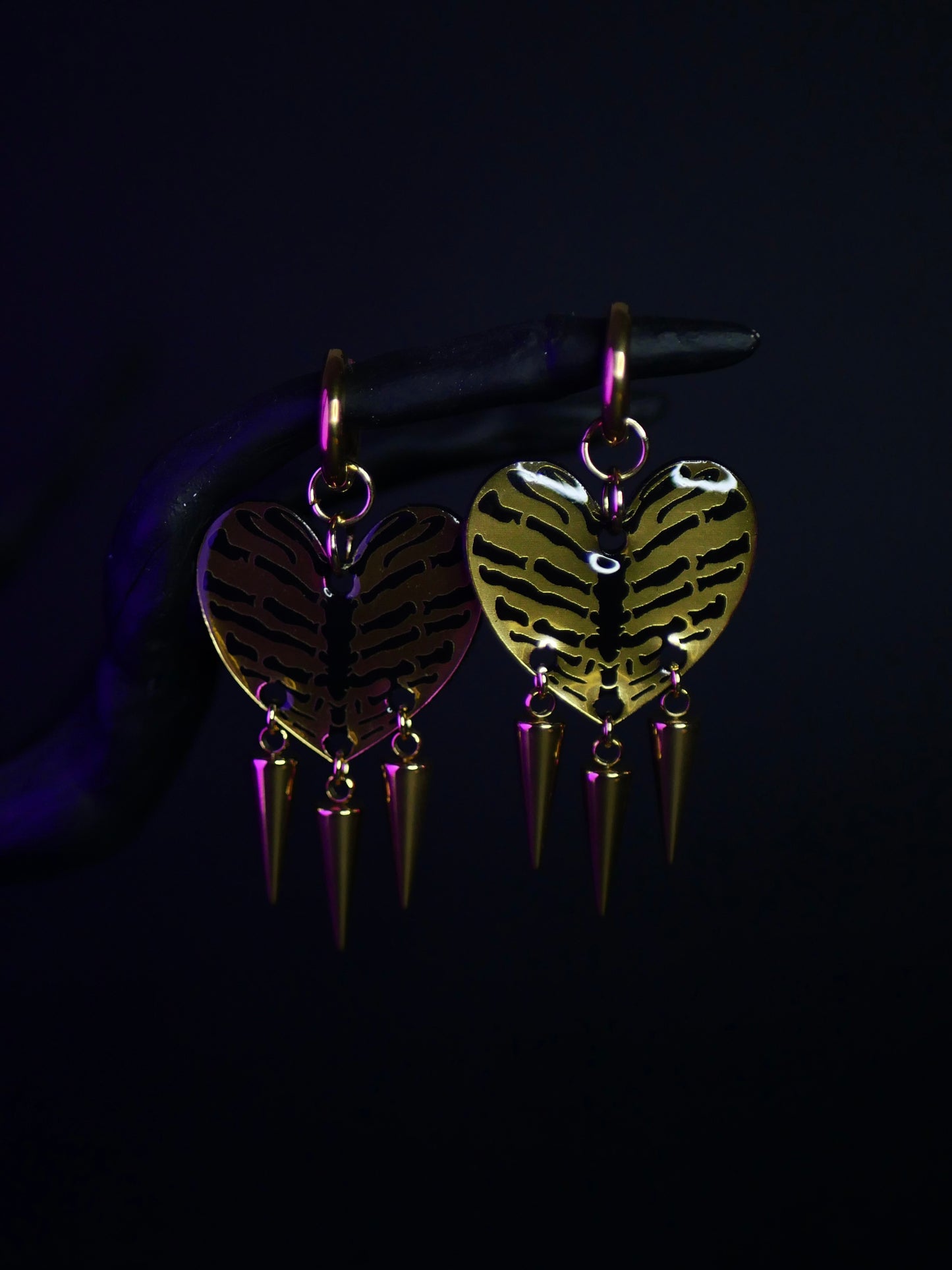 Undying Hearts - doré