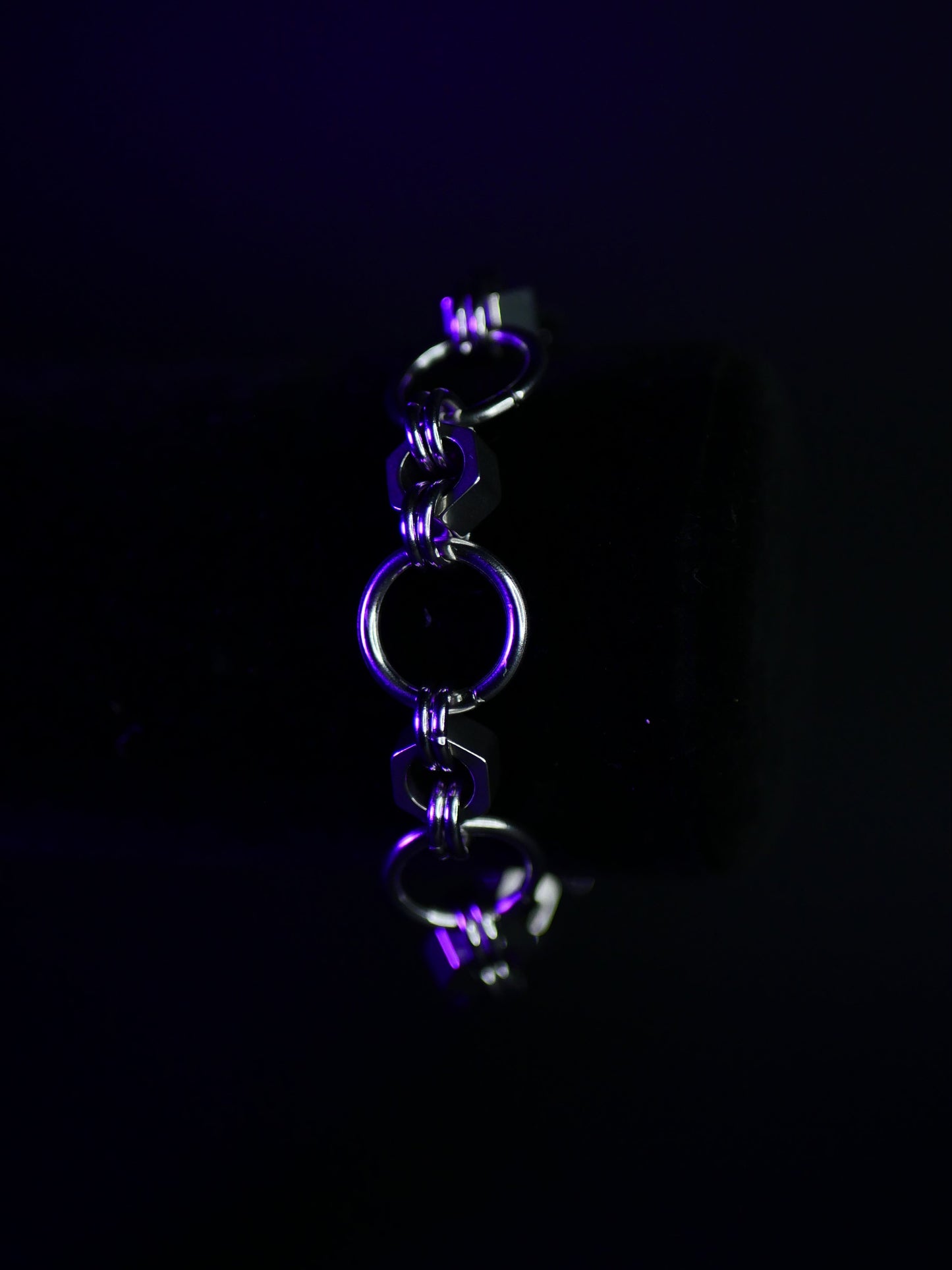 Boltchains
