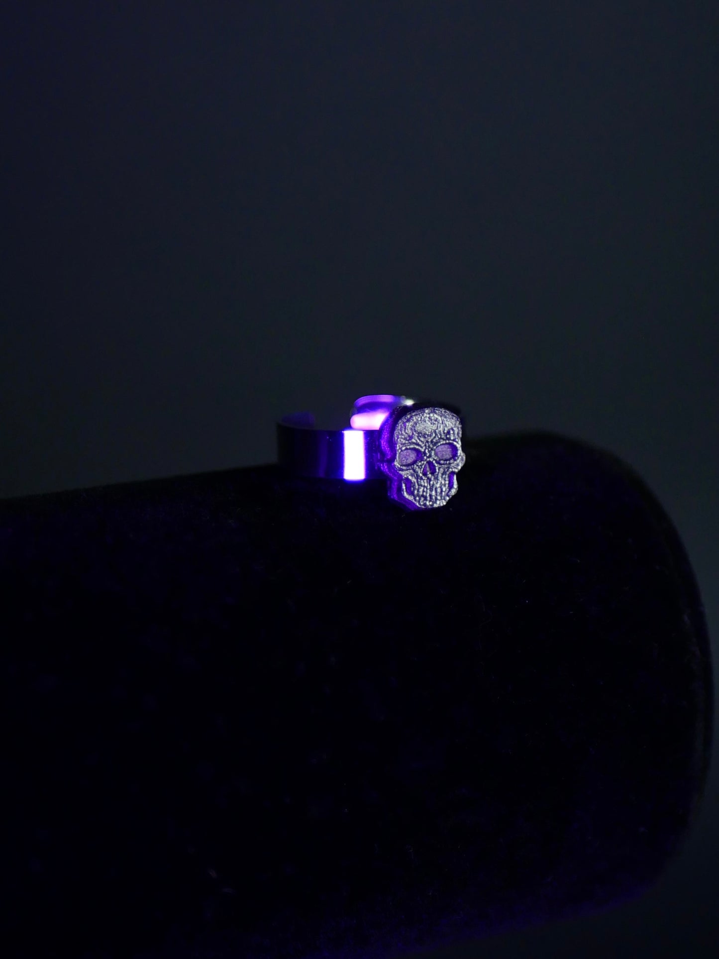 Skull ring