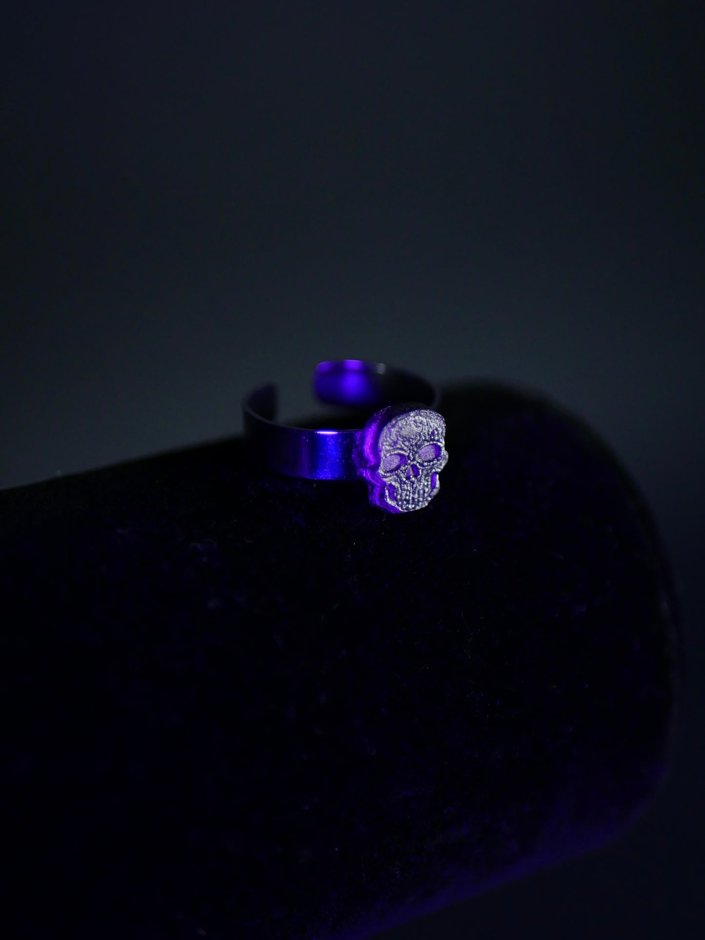 Skull ring